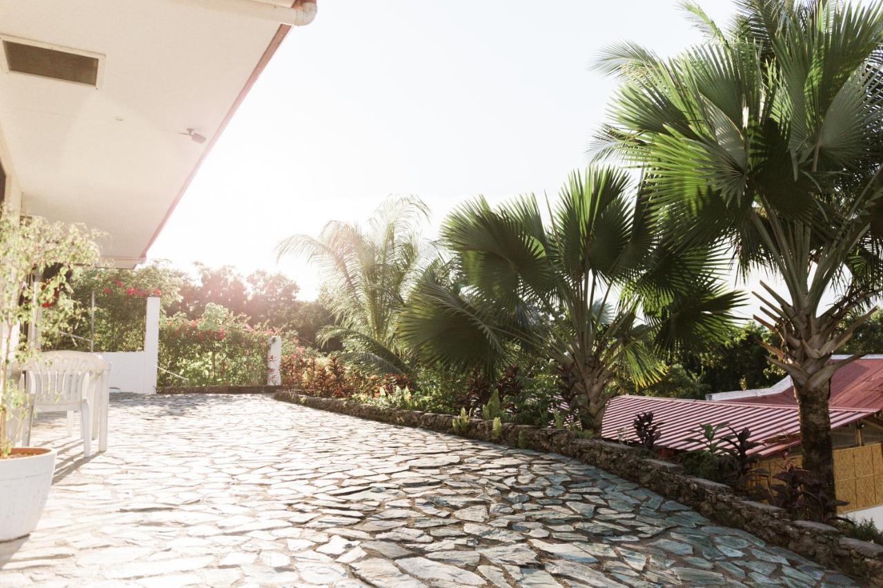 Seaview Hills Luxury Apartments & Rooms Dauis Exterior foto