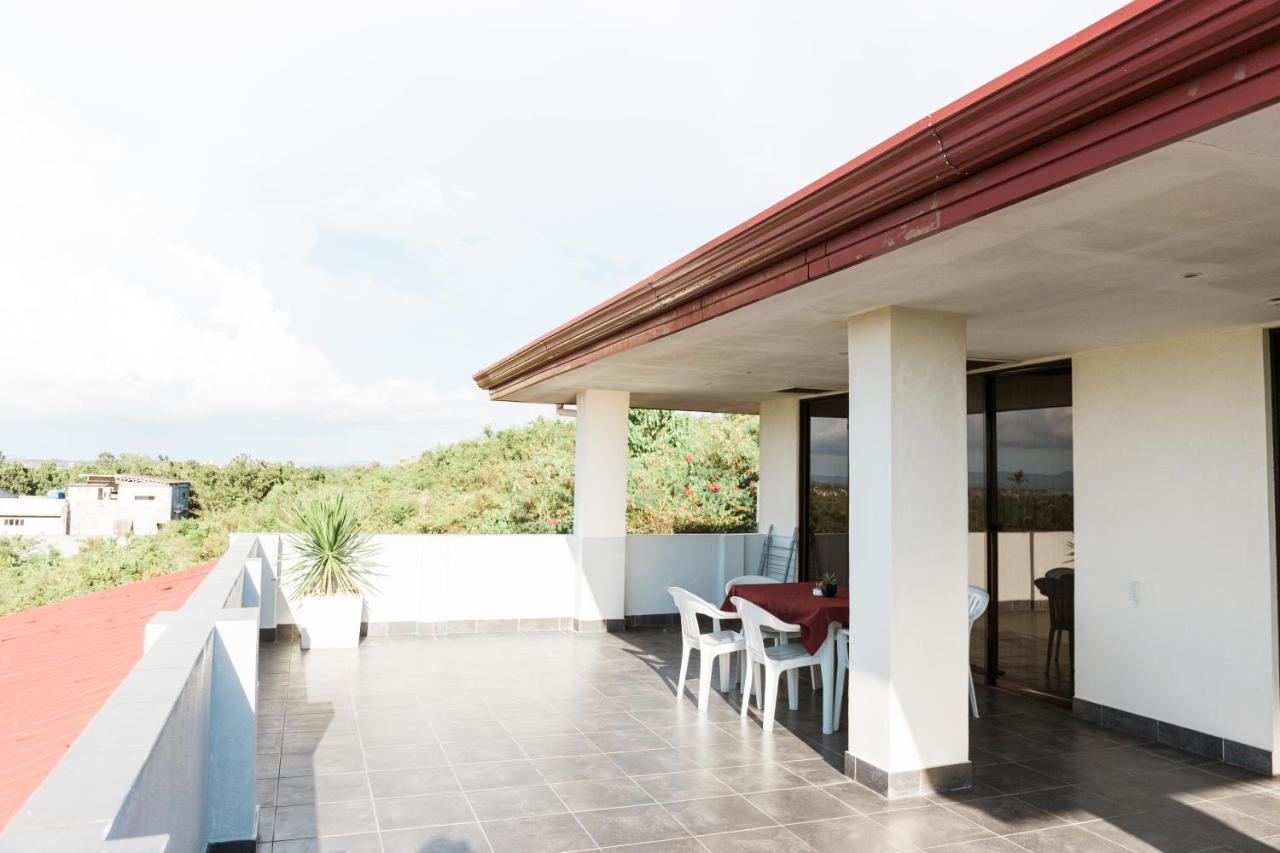 Seaview Hills Luxury Apartments & Rooms Dauis Exterior foto